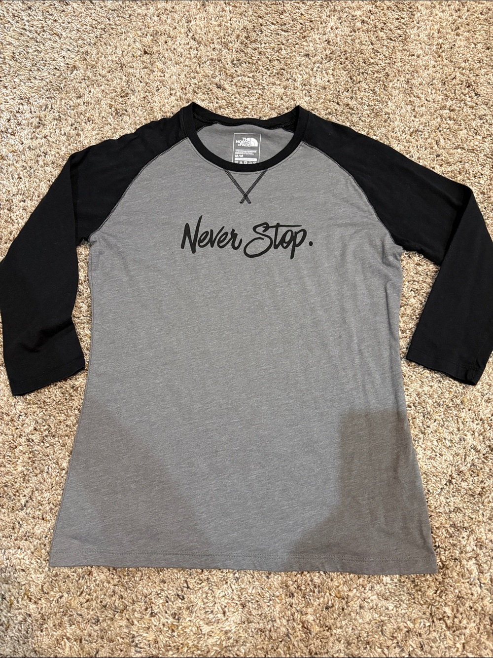 The North Face Women's 'Never Stop' Raglan Tee - Gray & Black